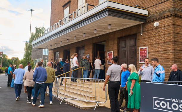 Watford Colosseum reopens as Ocean Colour Scene deliver a storming set