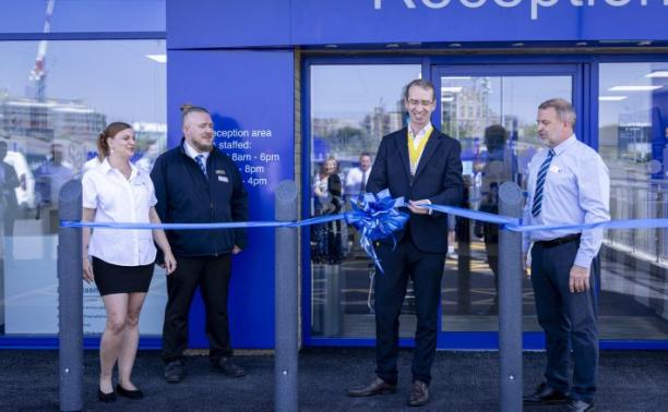 Mayor officially opens new Safestore at Watford Riverwell