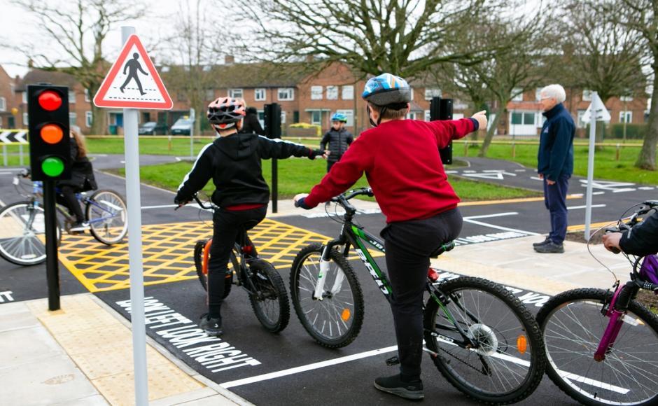 Watford cycle hub 0495