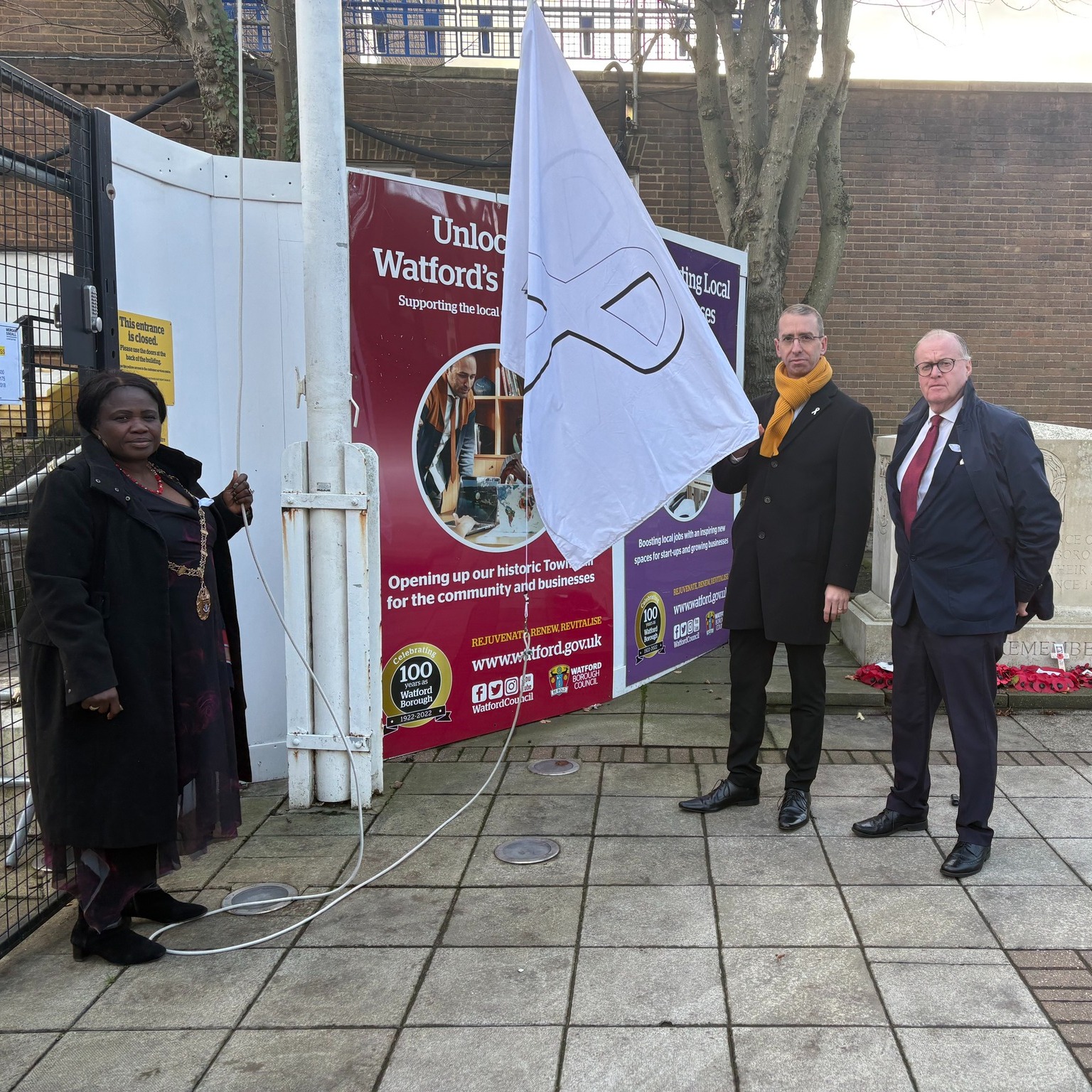 White ribbon chairman mayor labour leader 2025 1